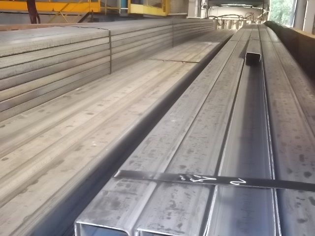 швеллер гнутый 100х50х3 , 12 метровый, сталь 3